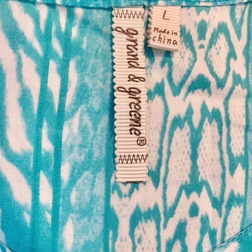 Grand & Greene Tunic Top Large Teal White 3/4 Length Sleeves 1/4 Button-Up Rayon - Picture 11 of 15